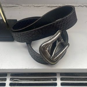 A below the waist leather belt in small